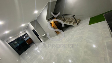 Rumah Dijual di Kopo, Bandung, LB 128m², Harga Kompetitif!