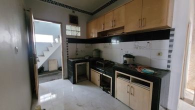Kesempatan Rumah di Astanaanyar, Bandung, LB 150m², Harga 1,2 Miliar