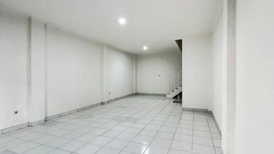 Ruko Murahh Tengah Kota Sudah Renovasi