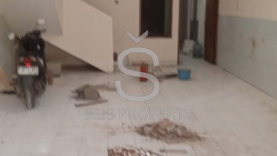 Dijual Ruko 2,5 Lantai di Taman Holis Indah Kota Bandung