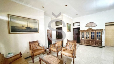 Dijual Rumah Strategis di Buah Batu, Bandung - LT 216m²