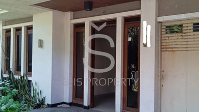 Rumah Siap Huni di Area Batununggal, Bandung, LT 200m²