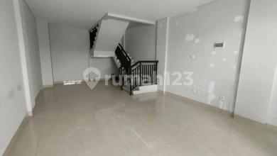 Sewa Ruko Strategis 3 Lantai di M Square, Cibaduyut