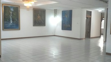 Disewakan Rumah Murah di Kopo, Bandung, LT 320m²