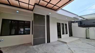 Rumah Favorit di Kopo Permai, Bandung, 4 KT, Harga 1,8 Miliar