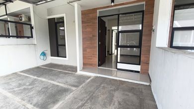 Kesempatan Rumah di Taman Kopo Indah, Bandung, LB 54m², Harga 850 Juta