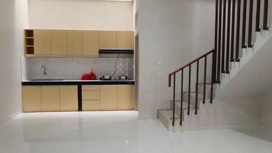 Rumah Dijual di Taman Kopo Indah, Bandung, LB 110m², Harga Kompetitif!