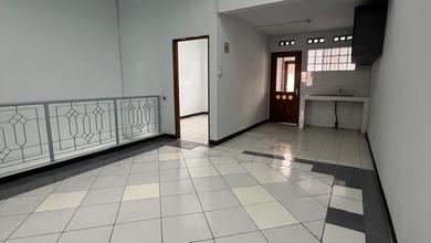 Ruko Strategis di Jalan Utama (Mainroad) Mekar Wangi Bandung - Harga Sewa Sangat Terjangkau!