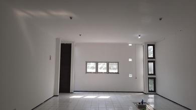Ruko Strategis dan Kawasn Ramai 3 Lantai di Inhofftank Bandung