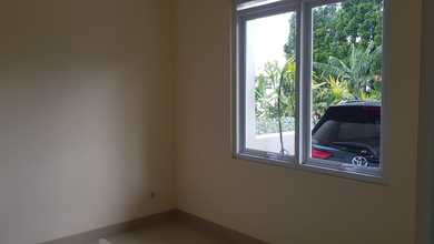 Rumah Eksklusif Luas 100 m2, di Sukajadi, Bandung