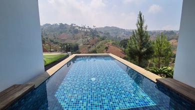 Rumah Elegan di Dago, Bandung, 4 KT, LT 348m²