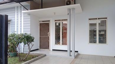 Rumah Favorit di Taman Holis Indah, Bandung, 3 KT, Harga 1,6 Miliar