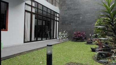 Kesempatan Eksklusif, rumah Mewah di Bojongloa Kidul, Bandung, LB 800m²