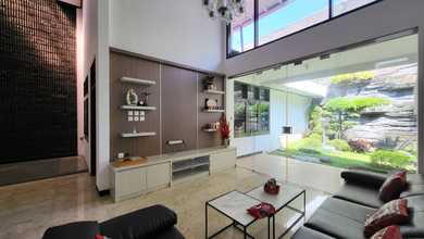 Rumah Elit Luas 339 m2, di Setiabudi, Bandung