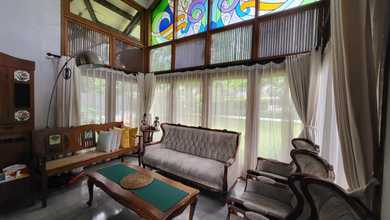 Rumah Modern Luas 1050 Jual area Hegarmanah, Bandung