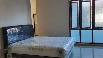 Jual Rumah Bagus LT 180 m2 area Batununggal, Bandung