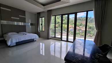 Rumah Sewa Nyaman Lokasi Resor Dago Pakar, Bandung, LB 500m²