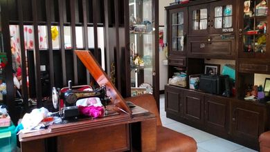 Dijual Rumah Strategis di Taman Kopo Indah, Bandung - LT 180m²