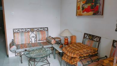 Hunian Elegan di Mekar Wangi, Bandung, 3 Kamar Tidur, LT 200m²