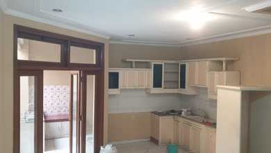 Dikontrakkan Rumah Terjangkau di Bandung Wetan, Bandung, LT 180m²