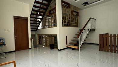 Dijual rumah Mewah di Bojongsoang, Bandung - LT 165m²