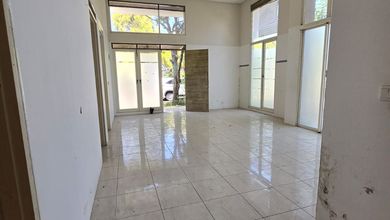 For Sale rumah Mewah di Kota Baru Parahyangan, Bandung - LT 190m²