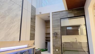 Rumah Area Premium Singgasana, Bandung - Harga Terbaik 5,5 Miliar