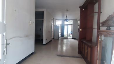 Rumah Siap Pakai di Area Bandung Kota, Bandung, LT 189m²