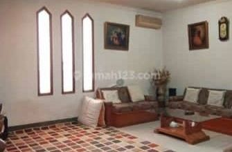 Rumah Cantik 1,5 Lantai Hook di Kopo Permai Bandung