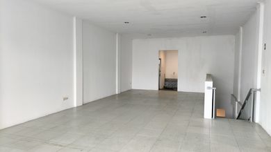 Termurah! Jual Ruko Second Siap Pakai  untuk Usaha Anda di Mekar Wangi