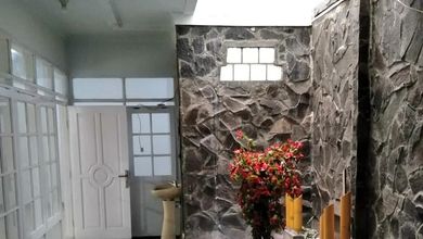 Properti Siap Pakai di Kawasan Kopo Permai, Bandung, LT 191m²