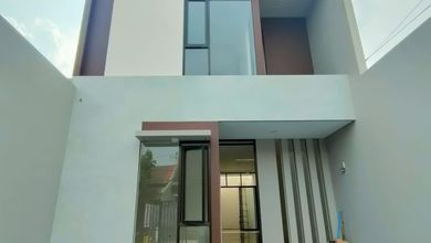 Dijual Rumah Nyaman di Taman Kopo Indah, Bandung - LT 114m²