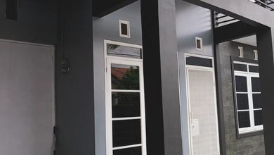 Jual Rumah Cantik LT 162 m2 di Taman Kopo Indah, Bandung