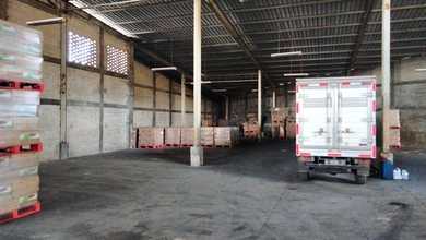 Gudang Fasilitas Ruang Office Lokasi Strategis 2 Lantai Soekarno Hatta, Bandung