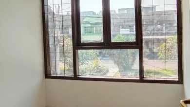 Jual/Sewa Ruko cocok buat kantor lokasi Kopo Permai