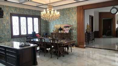 Rumah Mewah di Kawasan Batununggal, Bandung, LB 762m², Harga 19 Miliar