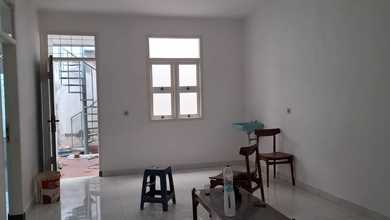 Disewakan Rumah Murah di Kopo Permai, Bandung, LT 215m²