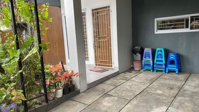 Kesempatan Rumah di Kopo, Bandung, LB 150m², Harga 1,7 Miliar