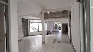 Dikontrakkan Rumah Terjangkau di Kopo Permai, Bandung, LT 290m²