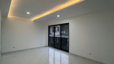 Rumah Siap Huni di Area Kopo Permai, Bandung, LT 122m²