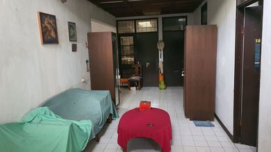 Rumah Siap Pakai di Area Bandung Kota, Bandung, LT 208m²