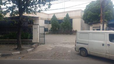 Gudang Siap Pakai di Soekarno Hatta, Arah Metro Bandung