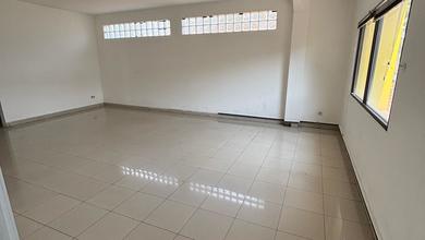 Gudang Terdiri dari 2 Gudang Siap Pakai di Sadang Rahayu