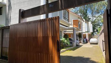 Rumah Dijual di Lembang, Bandung, LB 300m², Harga Kompetitif!