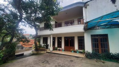 Rumah 2 Lantai dan Kost-Kosant 20 Kamar Kecamatan Jatinangor