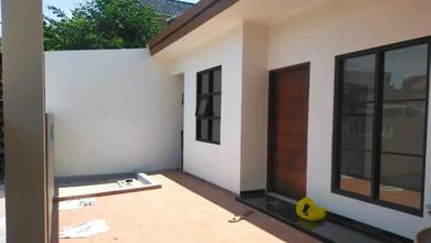 Properti Siap Pakai di Kawasan Kopo Permai, Bandung, LT 141m²