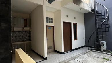 Kesempatan Rumah di Cibaduyut, Bandung, LB 80m², Harga 650 Juta