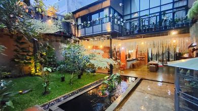 Rumah Elite di Kawasan Cipaku, Bandung, LB 600m², Harga 17,5 Miliar
