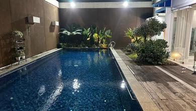 Rumah Mewah di Setiabudi, Bandung, 4 Kamar Tidur, LT 450m²