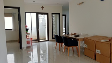 Rumah Mewah di Kawasan Summarecon Bandung, Bandung, LB 164m², Harga 3,8 Miliar